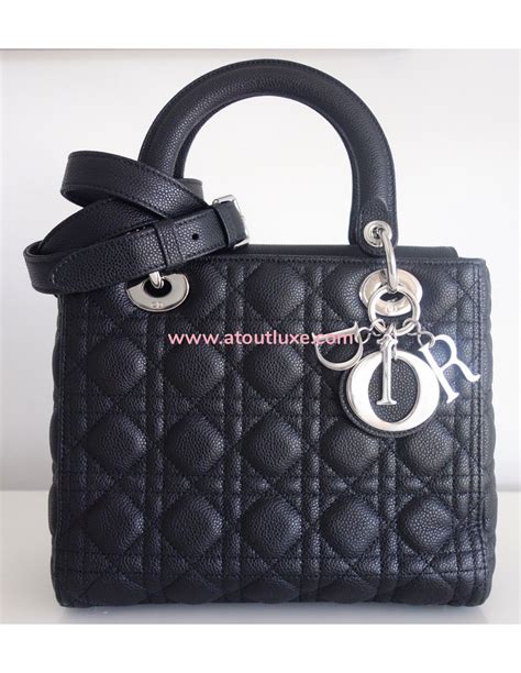 sac lady dior en veau imprimé noir et blanc cost|Sac Lady Dior Medium Cuir de veau craquelé imprimé Tour Eiffel .